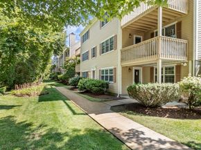 58 Weatherly Dr 58, Salem MA 01970