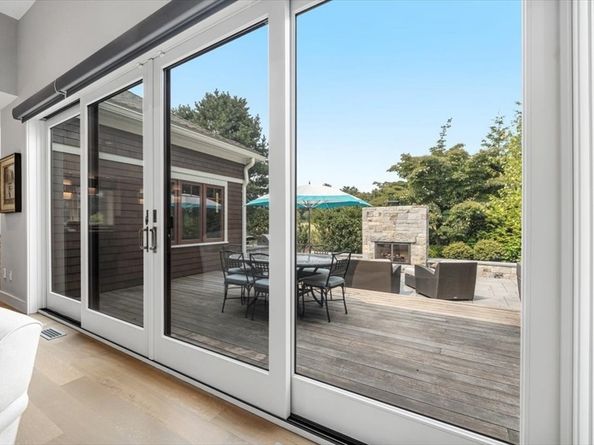2 Black Rock Dr 21, Hingham MA 02043