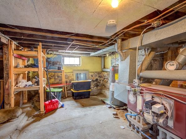 74 Oakland St, Brockton MA 02302