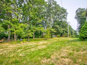 74 Oakland St, Brockton MA 02302