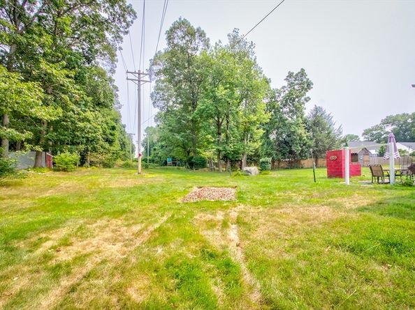 74 Oakland St, Brockton MA 02302