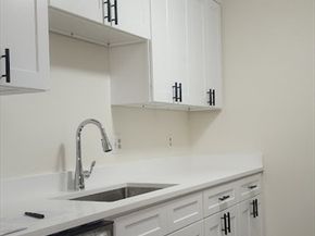 6 Greenbriar Dr 209, North Reading MA 01864