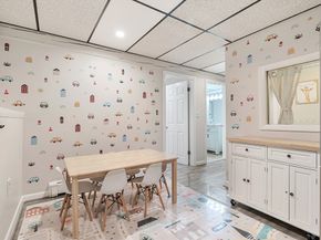 66 Lakeshore Dr, Norfolk MA 02056