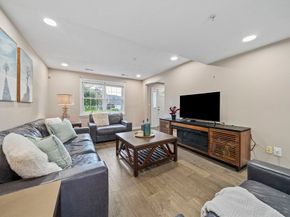 24 Pelican Dr 24, Walpole MA 02081