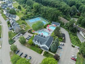 24 Pelican Dr 24, Walpole MA 02081
