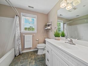 24 Pelican Dr 24, Walpole MA 02081