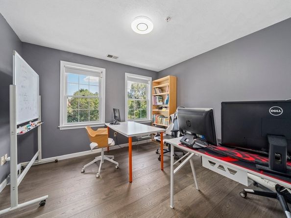 24 Pelican Dr 24, Walpole MA 02081