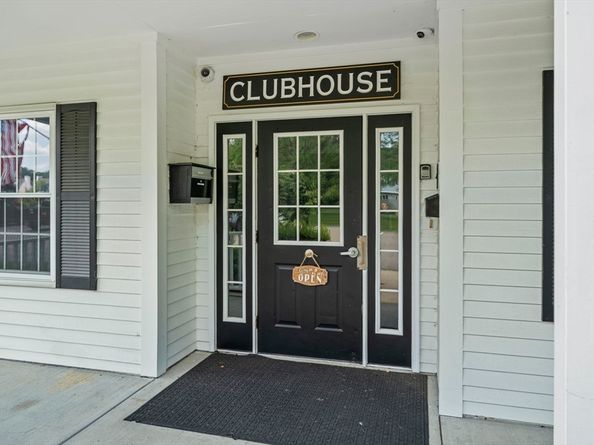 24 Pelican Dr 24, Walpole MA 02081