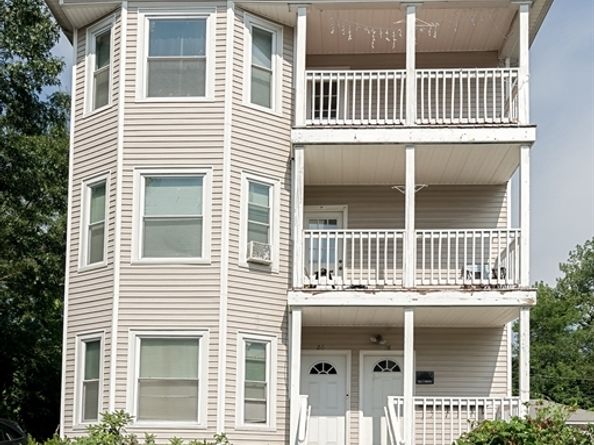 26 Haynes St 1, Worcester MA 01603
