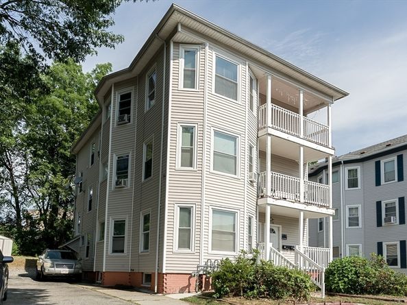 26 Haynes St 1, Worcester MA 01603