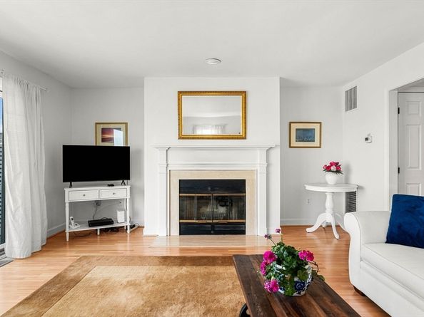 30 Settlers Way 30, Salem MA 01970