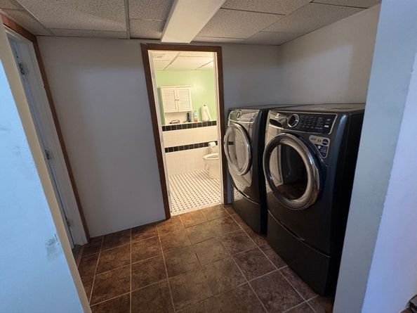39 Scenic Ave, Webster MA 01570