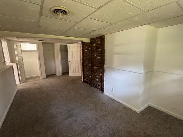 39 Scenic Ave, Webster MA 01570