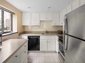 993 Massachusetts Ave 127, Arlington MA 02476