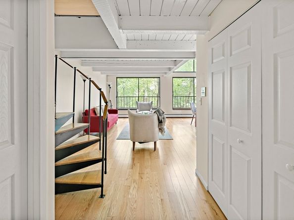 993 Massachusetts Ave 127, Arlington MA 02476