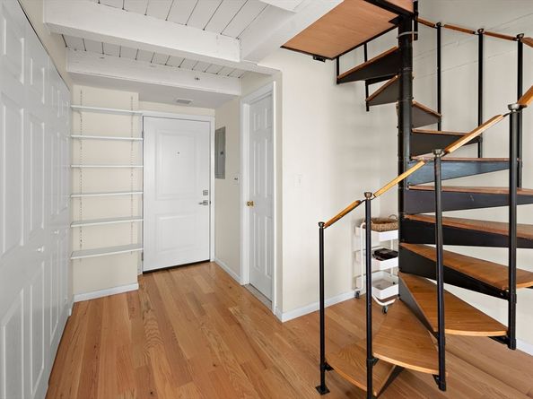 993 Massachusetts Ave 127, Arlington MA 02476