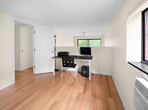 993 Massachusetts Ave 127, Arlington MA 02476