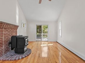 29 Lakeview Ave, Lunenburg MA 01462