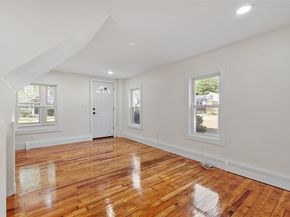 29 Lakeview Ave, Lunenburg MA 01462