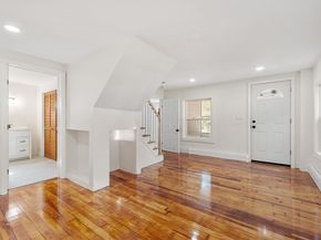 29 Lakeview Ave, Lunenburg MA 01462