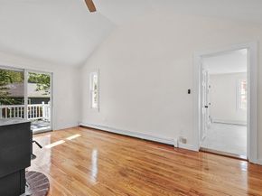 29 Lakeview Ave, Lunenburg MA 01462
