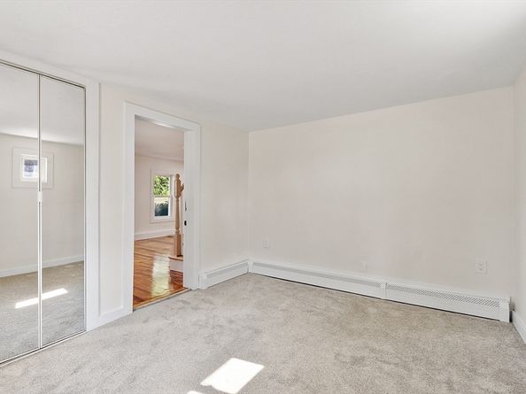 29 Lakeview Ave, Lunenburg MA 01462