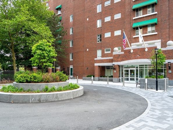 6 Canal Park 602, Cambridge MA 02141
