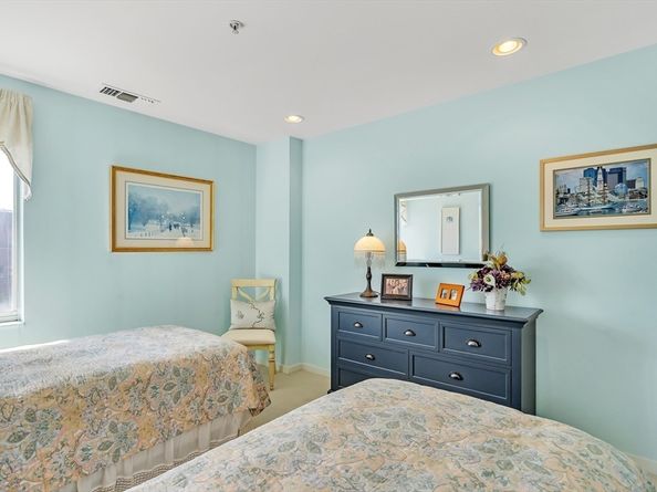 6 Canal Park 602, Cambridge MA 02141