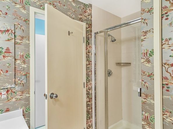 6 Canal Park 602, Cambridge MA 02141