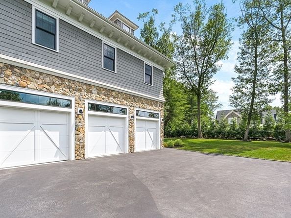 6 Ledgewood Road, Winchester MA 01890