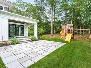 6 Ledgewood Road, Winchester MA 01890