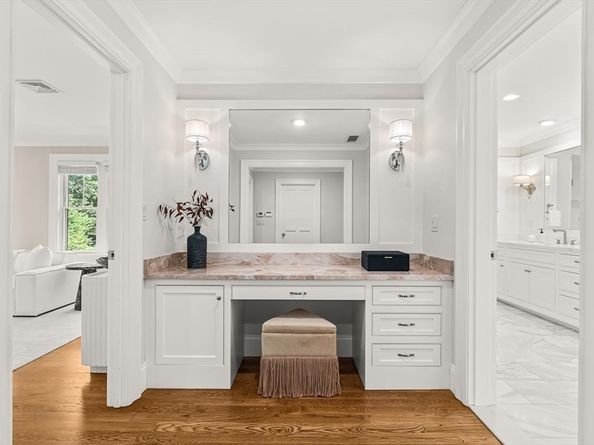 6 Ledgewood Road, Winchester MA 01890
