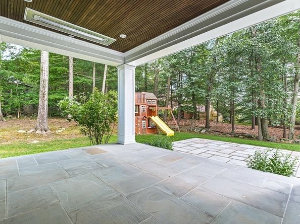 6 Ledgewood Road, Winchester MA 01890