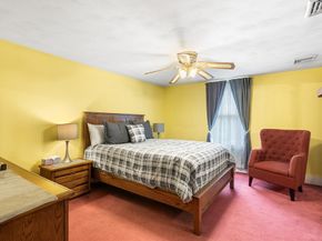 9 Avon St, Saugus MA 01906