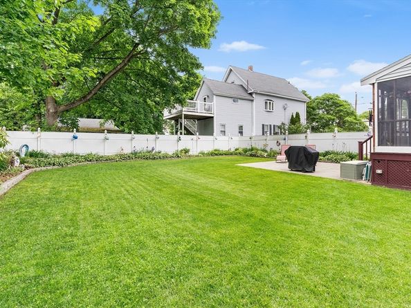 9 Avon St, Saugus MA 01906