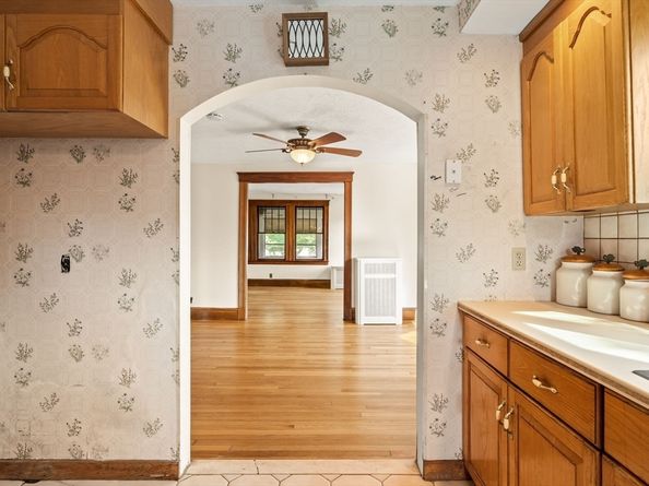 45 Moffat Road, Quincy MA 02168