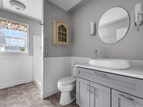 11 Harmony Xing, East Bridgewater MA 02333