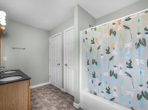 11 Harmony Xing, East Bridgewater MA 02333