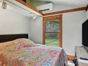 68 Stagecoach Rd, West Brookfield MA 01585