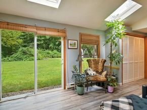 68 Stagecoach Rd, West Brookfield MA 01585
