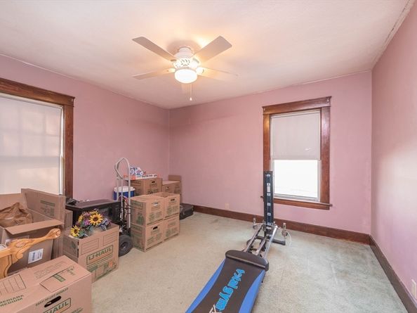 32 Clifton Street, Fitchburg MA 01420