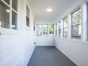 27 E Collins St, Salem MA 01970