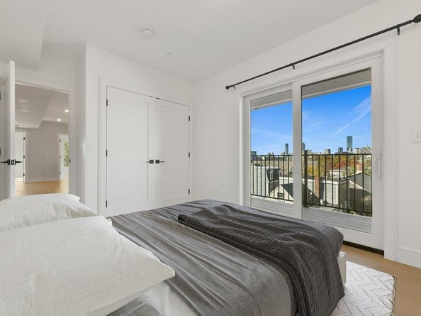 321 W Broadway 6, Boston MA 02127
