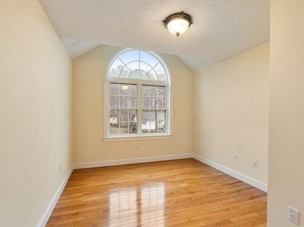 49 Brigham Hill Rd, Grafton MA 01519