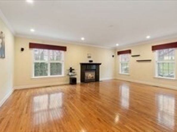 49 Brigham Hill Rd, Grafton MA 01519