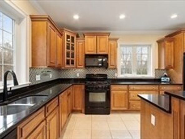 49 Brigham Hill Rd, Grafton MA 01519