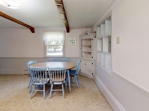 3 Rock St, Mattapoisett MA 02739