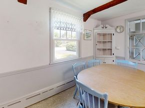 3 Rock St, Mattapoisett MA 02739