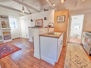5 Gardonia St, Wareham MA 02571