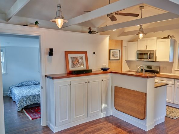 5 Gardonia St, Wareham MA 02571